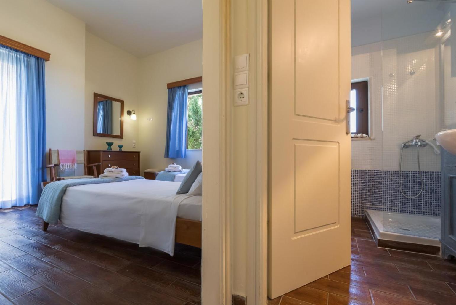 Villa Ilia Roussospition Luaran gambar