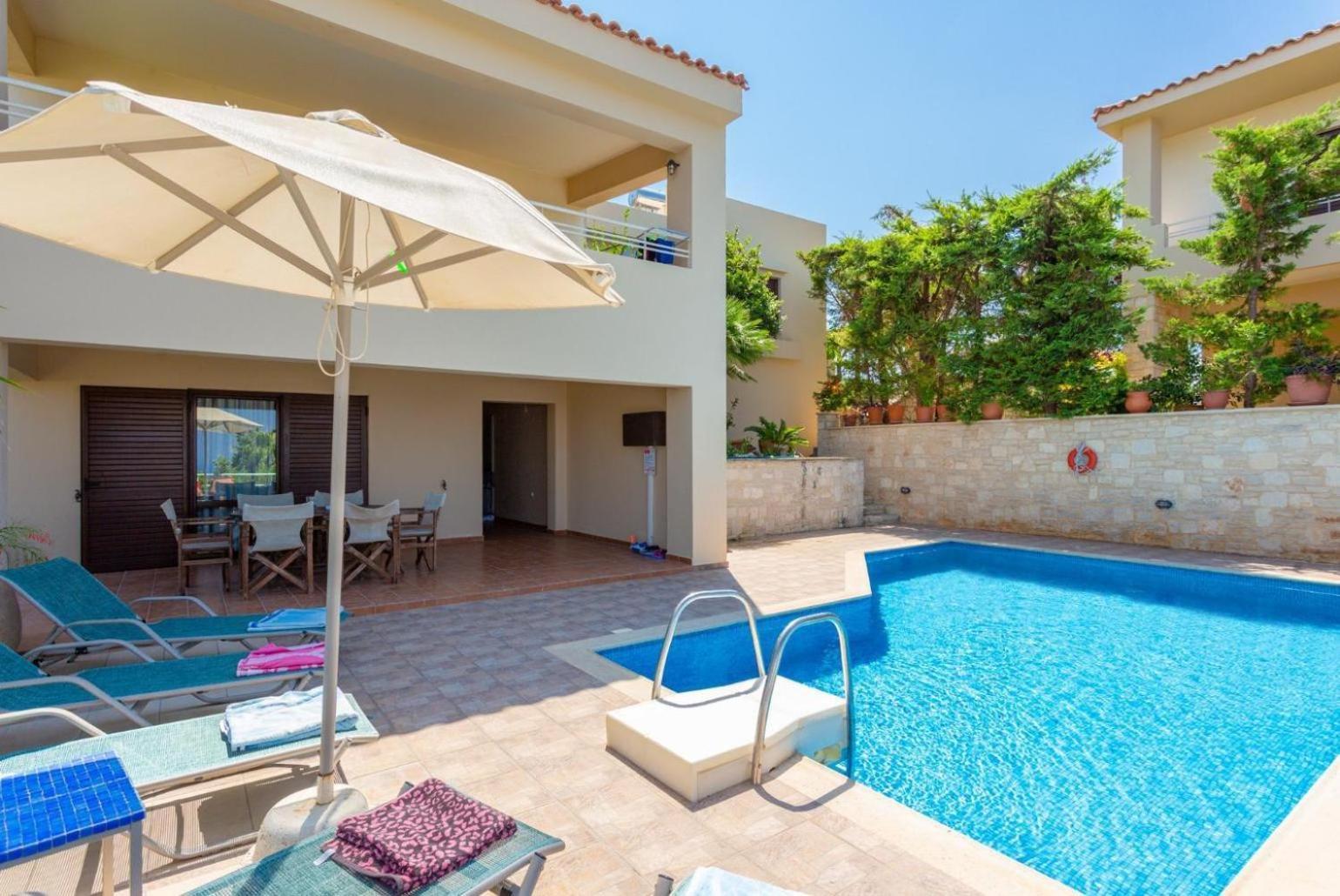 Villa Ilia Roussospition Luaran gambar